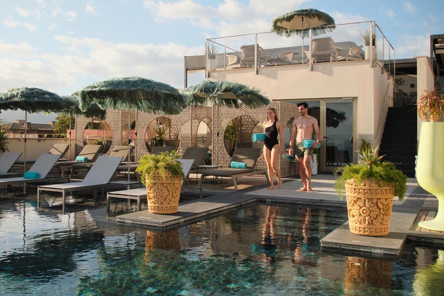 El Llorenc Parc De La Mar - Adults Only Palma de Mallorca Exterior photo The rooftop pool at the hotel